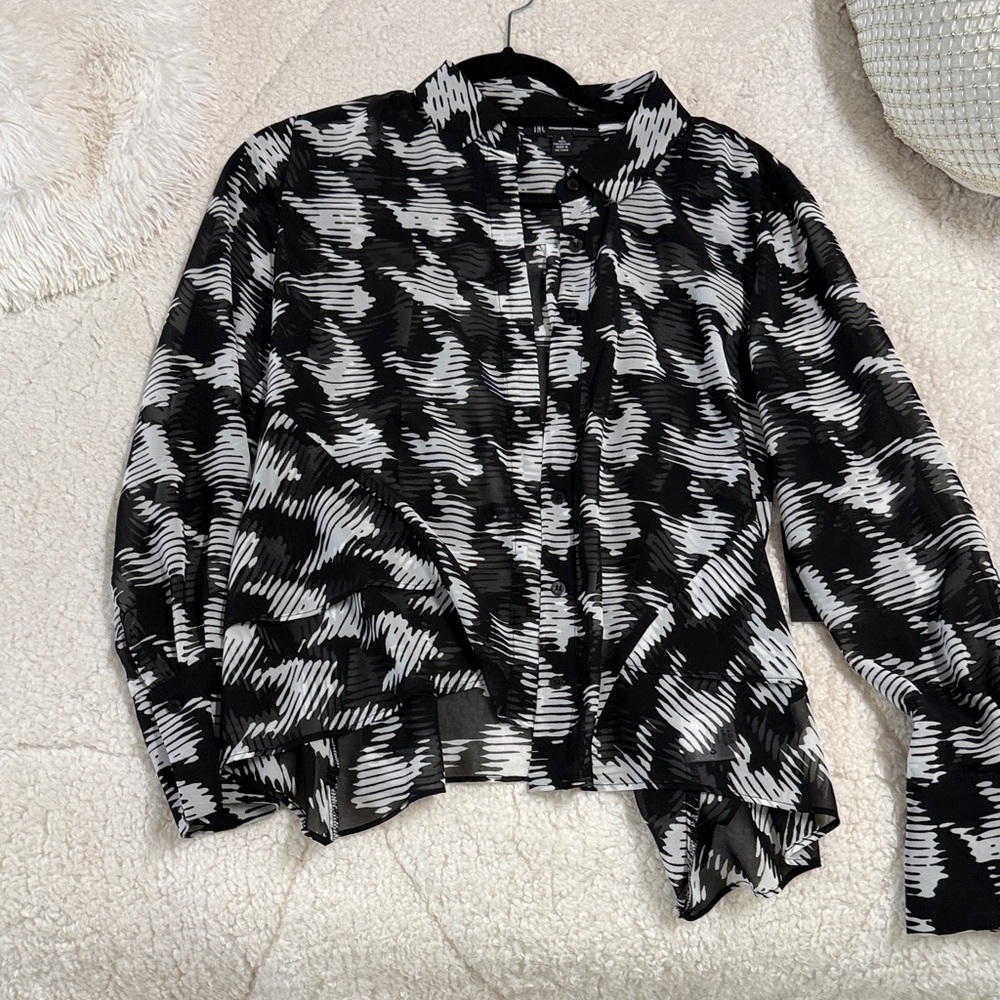 INC International Concepts Monochrome Abstract Top
